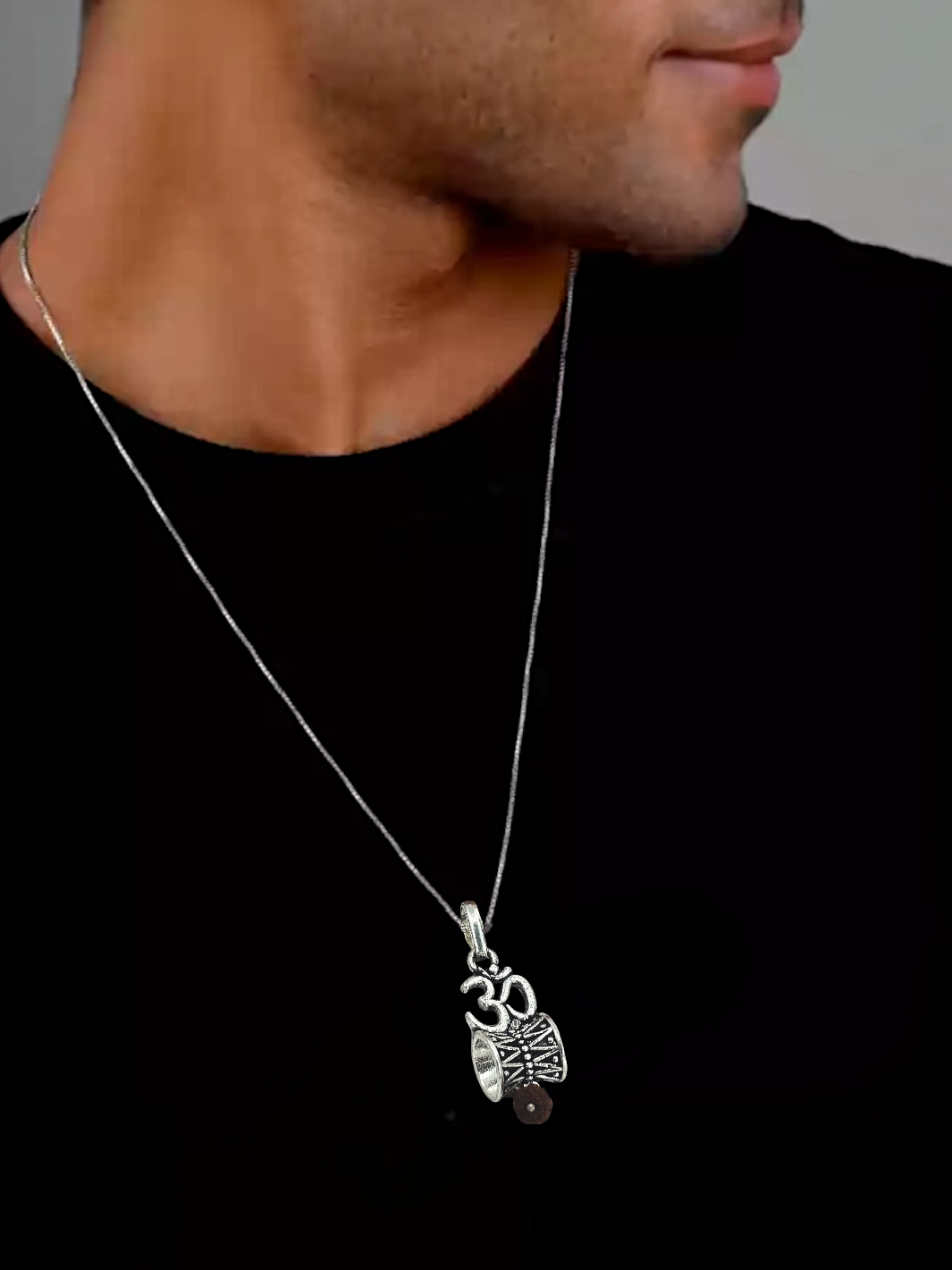 Om Damroo Silver Pendant with Chain - PSA Jewels