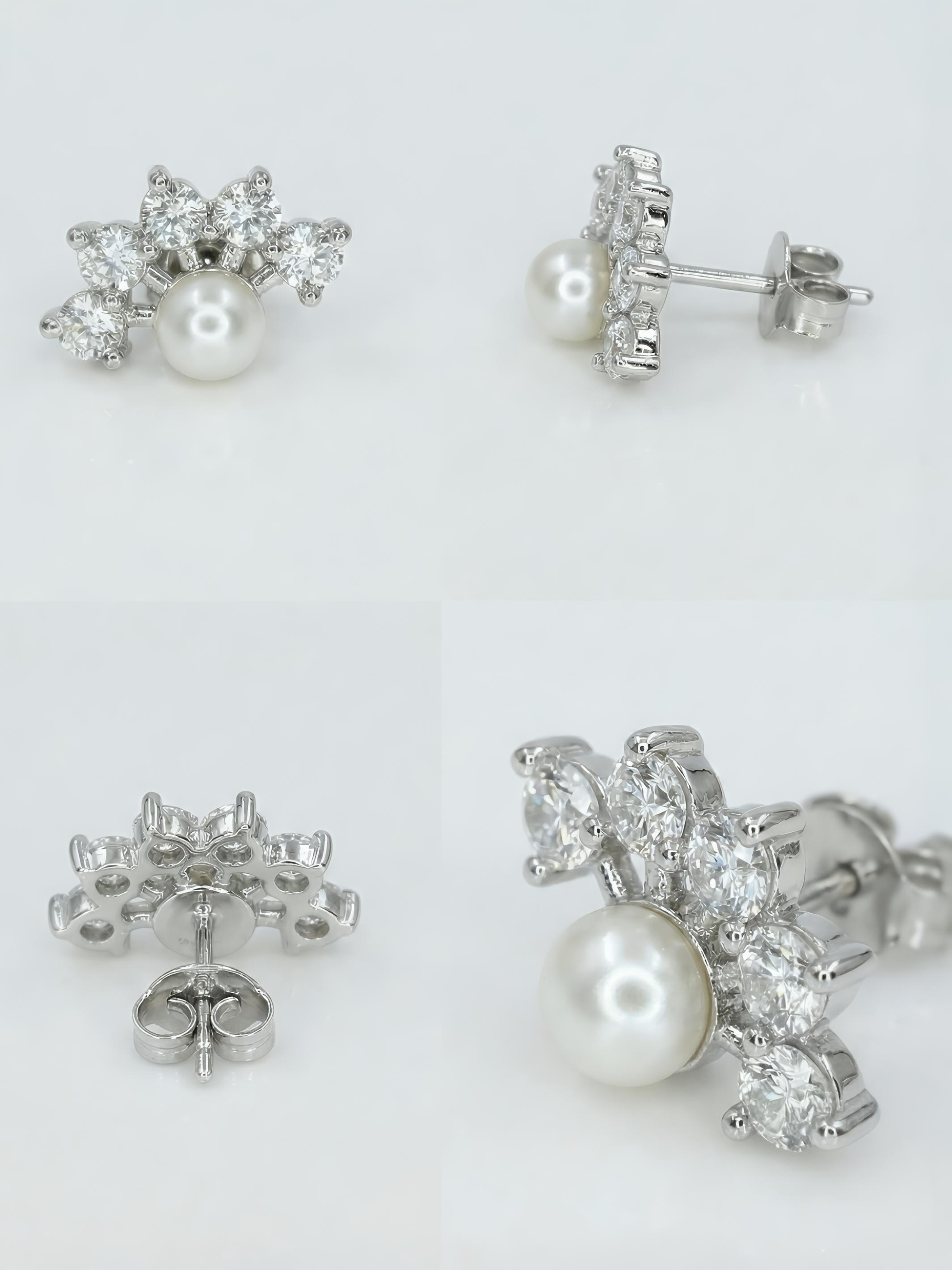 Flower shaped White Pearl Pure Silver Earring