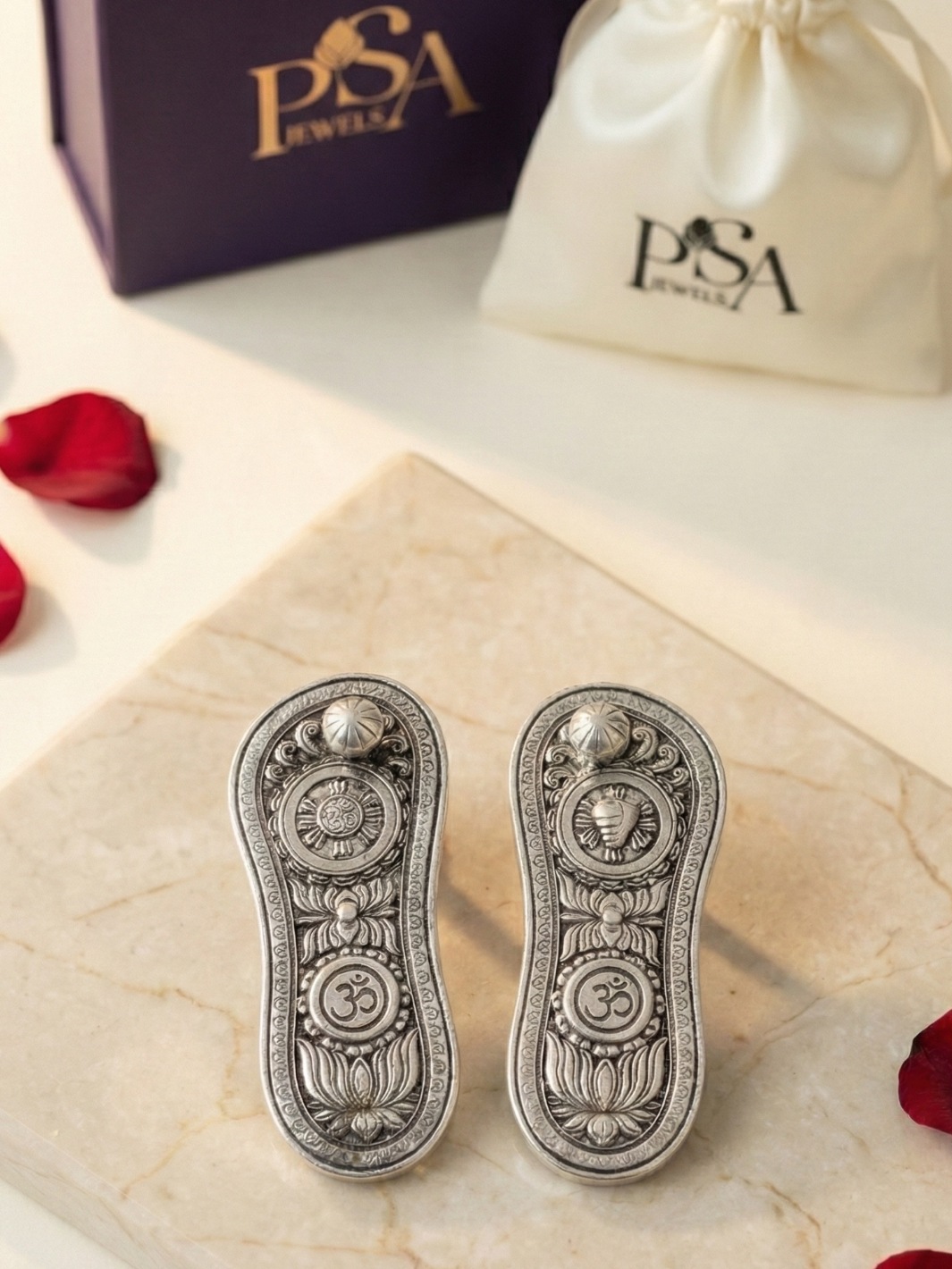 Pure Silver Antique Finish Vishnu Scared Charan Paduka