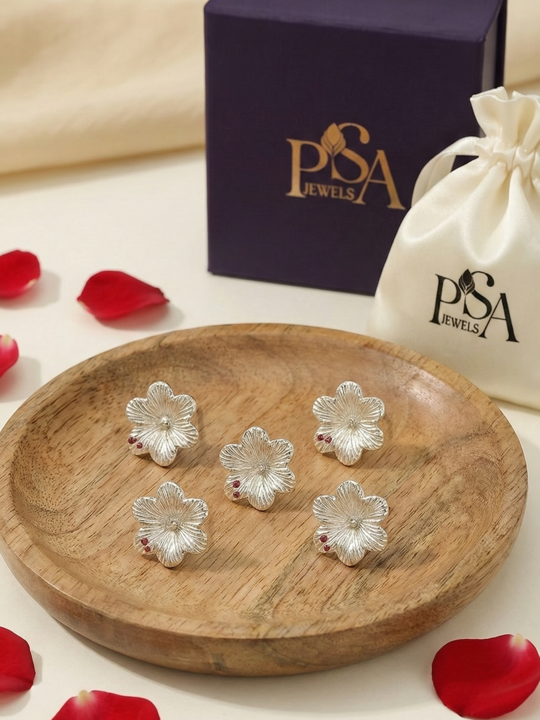 Pure Silver Small Jaswand / Hibiscus Flower (5 pieces)