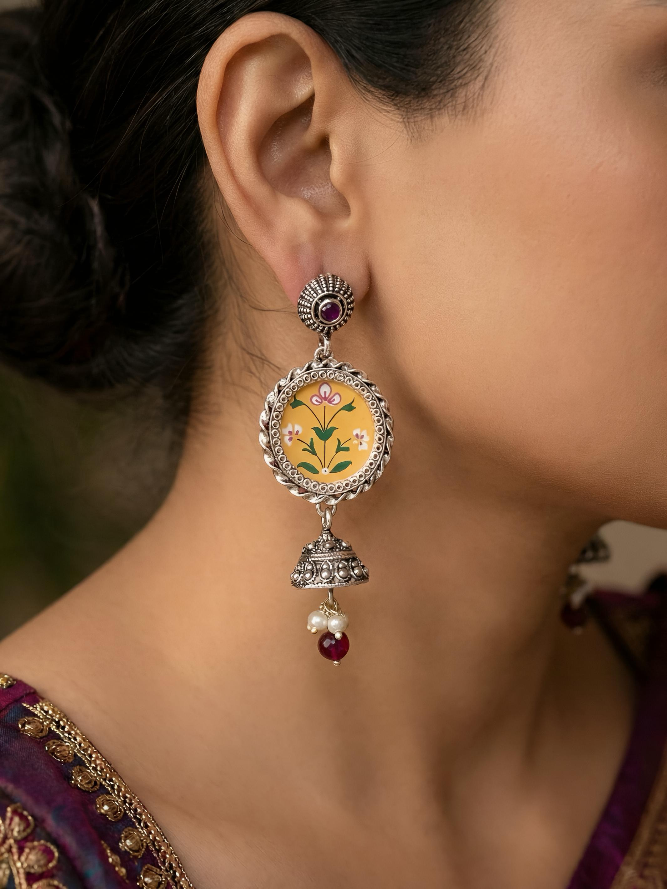 Round shaped Flower Handpainted Pure Silver Earring