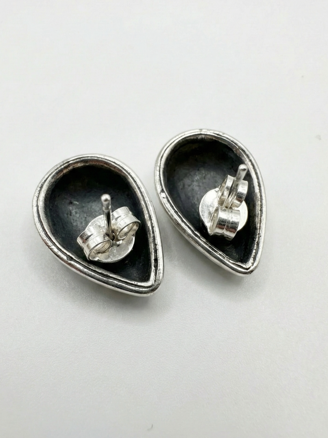 The Marwar Teardrops Pure Silver Earring