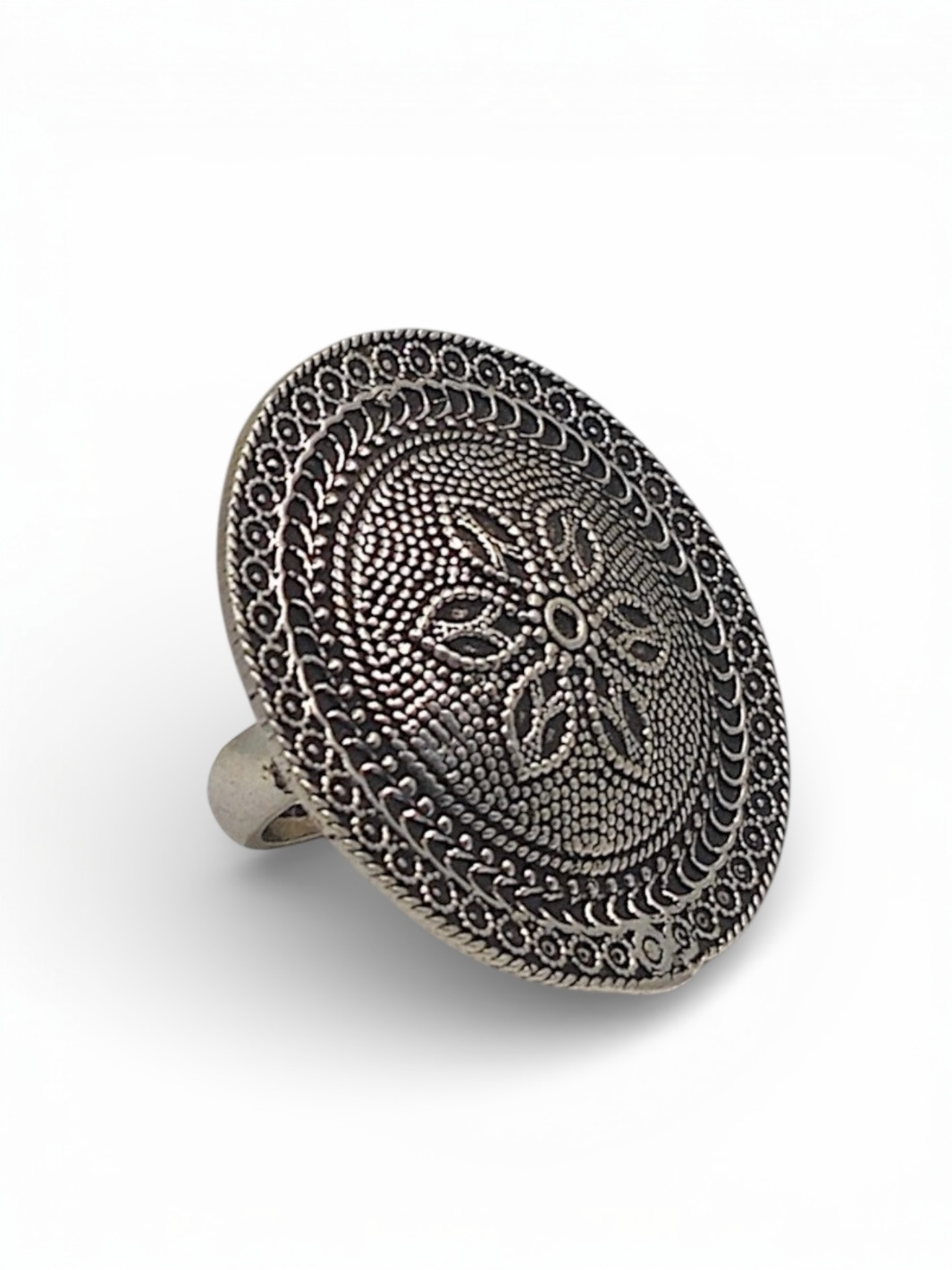 Big Chakra Pure Silver Ring