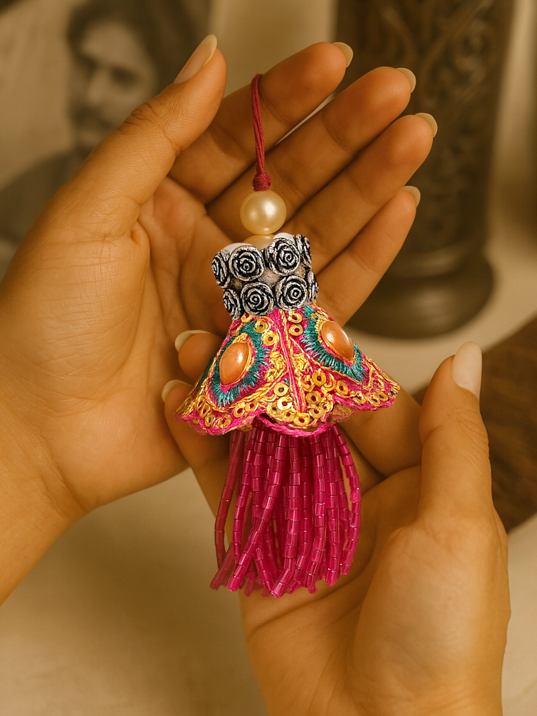 Roses Toes Rings Lumba Rakhi