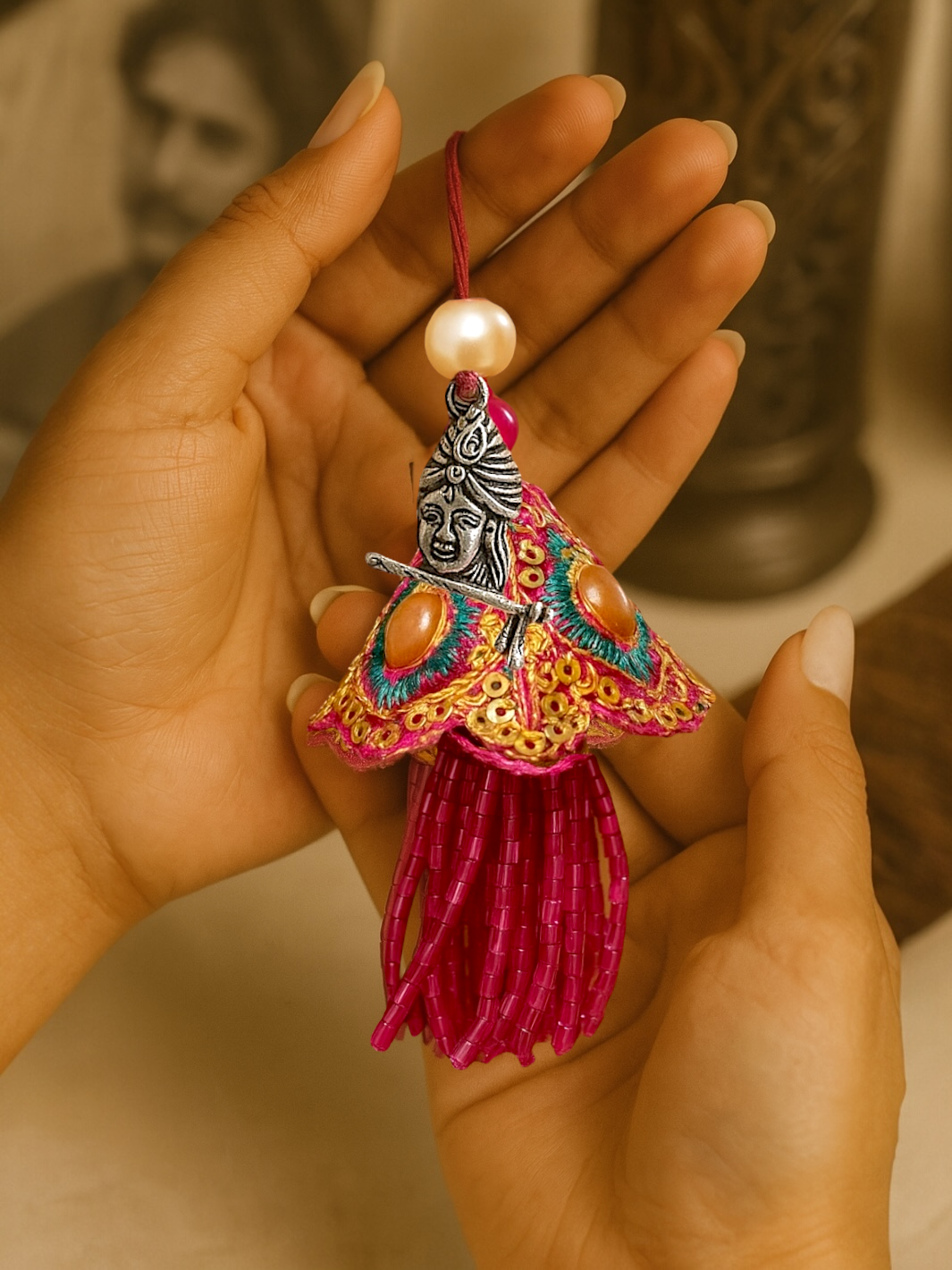 Auspicious Basuri Krishna Pendant Lumba Rakhi