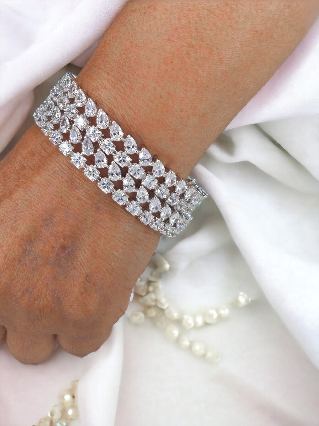 Leaves Bangles (Pack of 2) - PSA Jewels