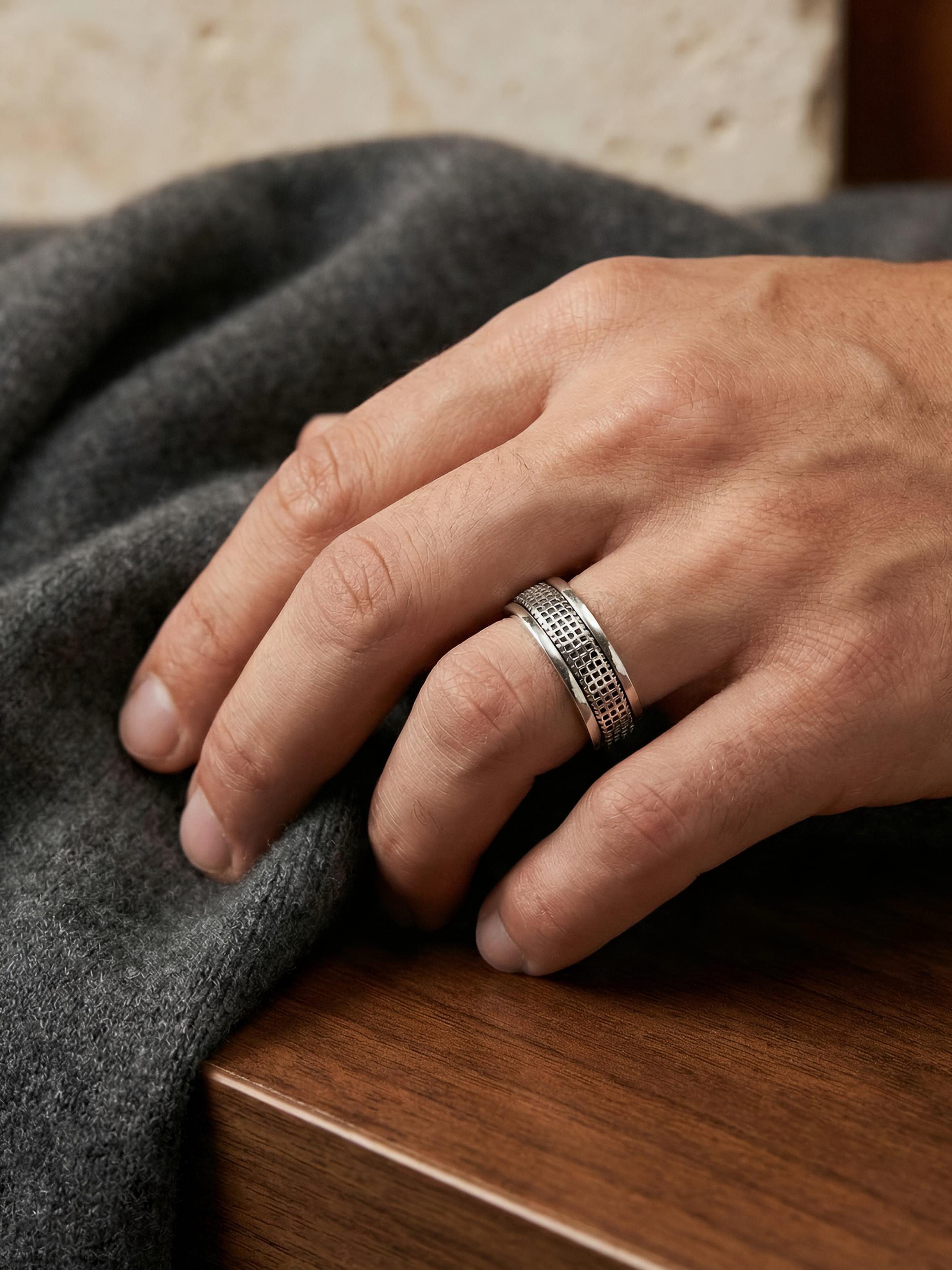 Men's Eternity Carved Pure Silver Rotating Ring
