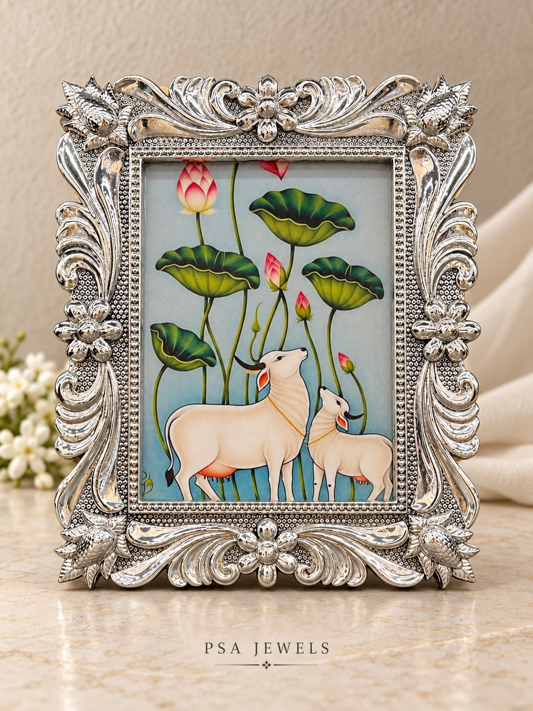 Pure 999 Antique-Finish Silver Antique-Finish Floral Photo Frame