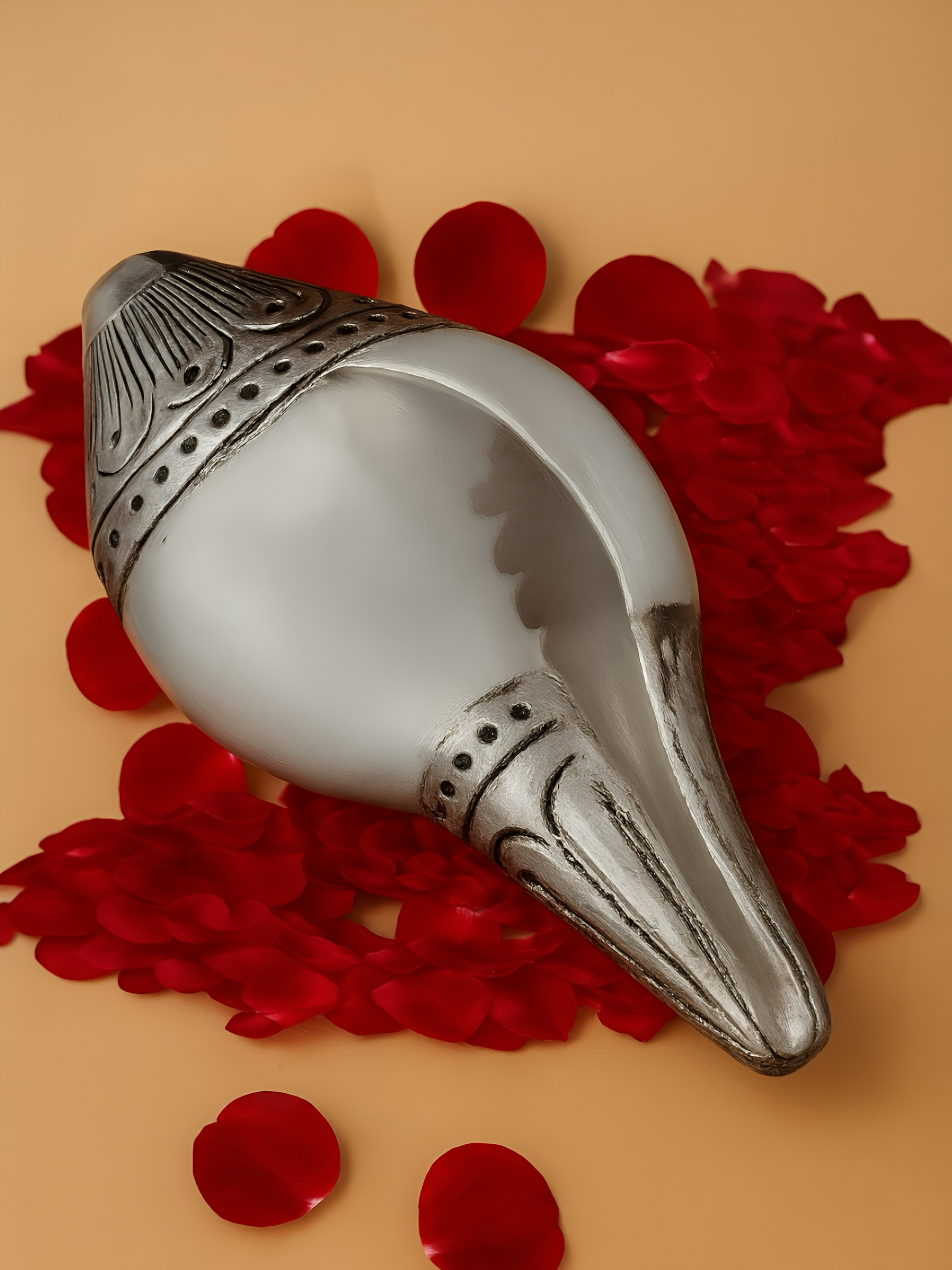 Pure Antique Finish Silver Vamavarti Shankh Conch Shell