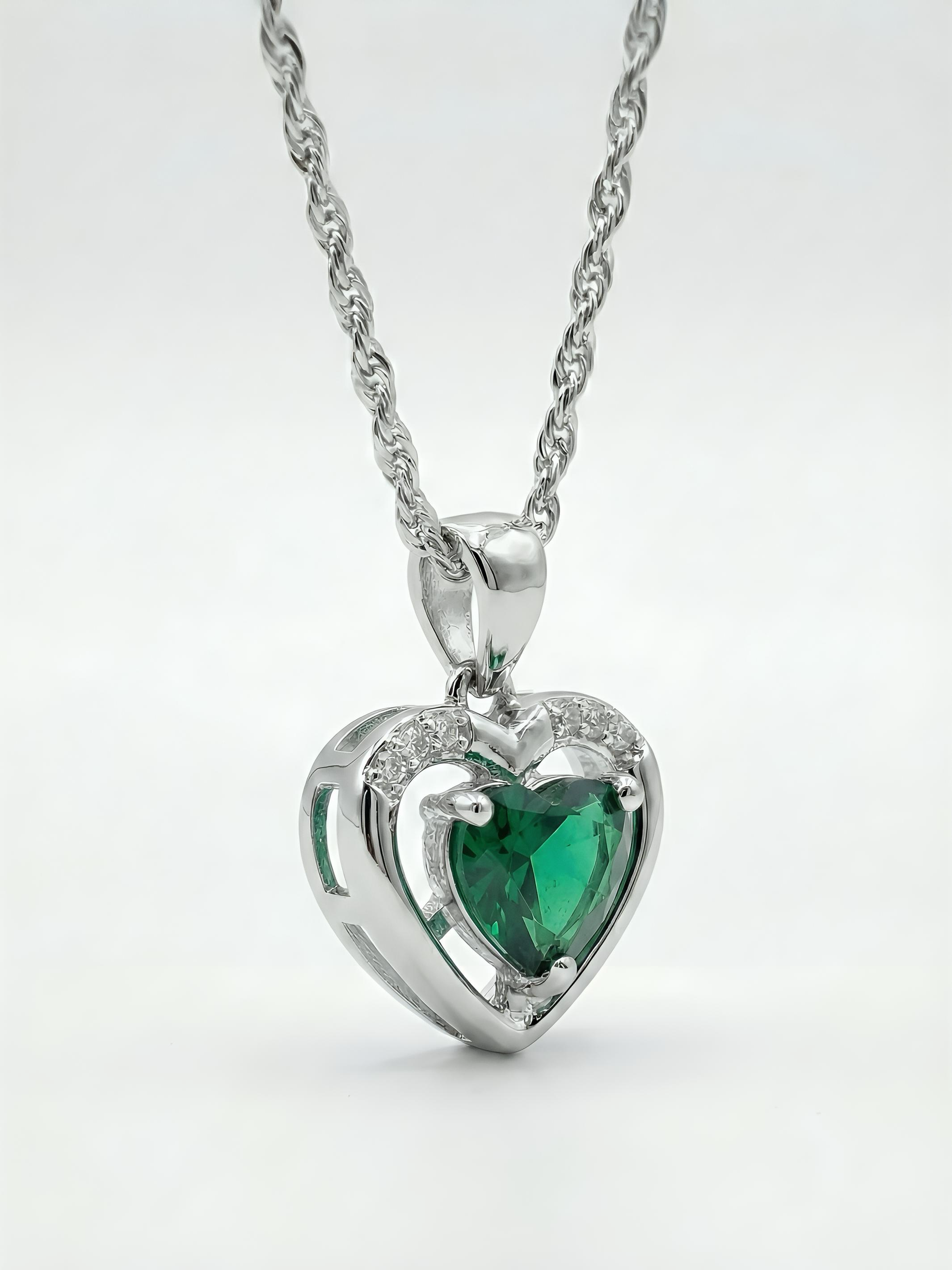 Sterling Silver Honey Moon Green Heart Pendant