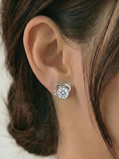 Oomph Stud Pure Silver Earring