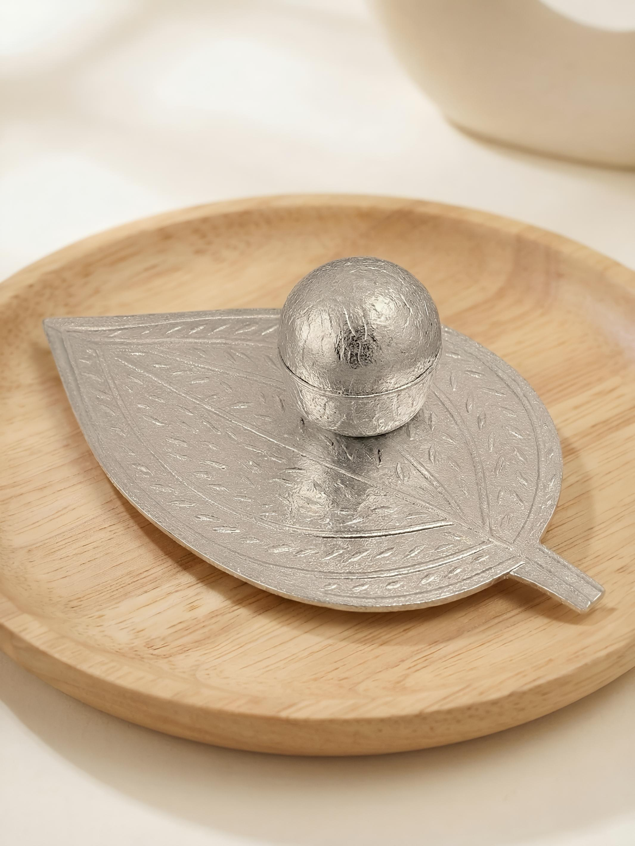 Nitya Offering Pure Silver Hamper / Gift Box