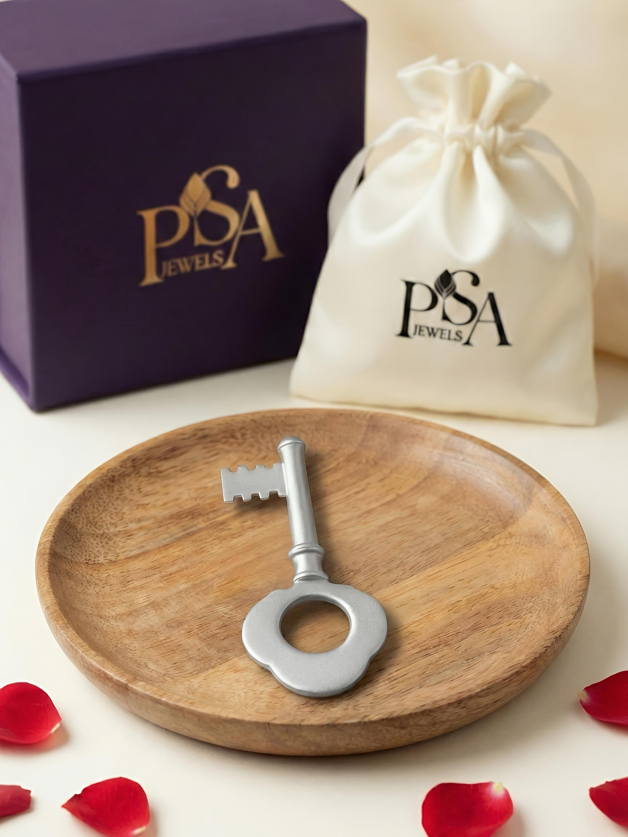 Pure Silver Antique Good Luck Key/ Chabbi