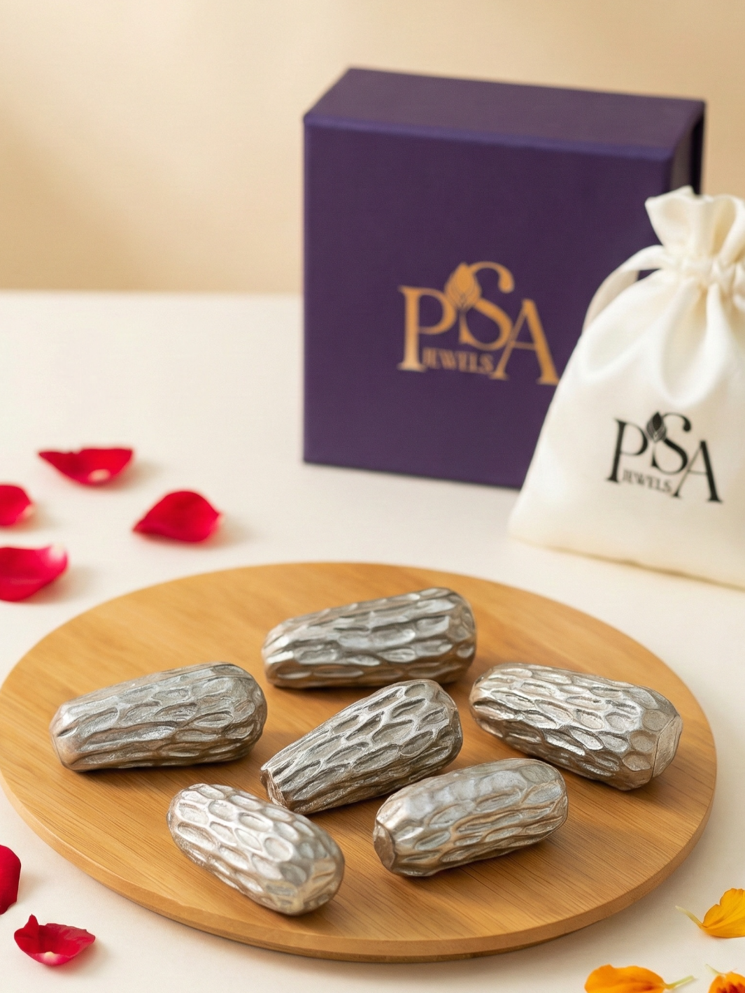 Pure Silver Dates / Kajuur (4 pieces)