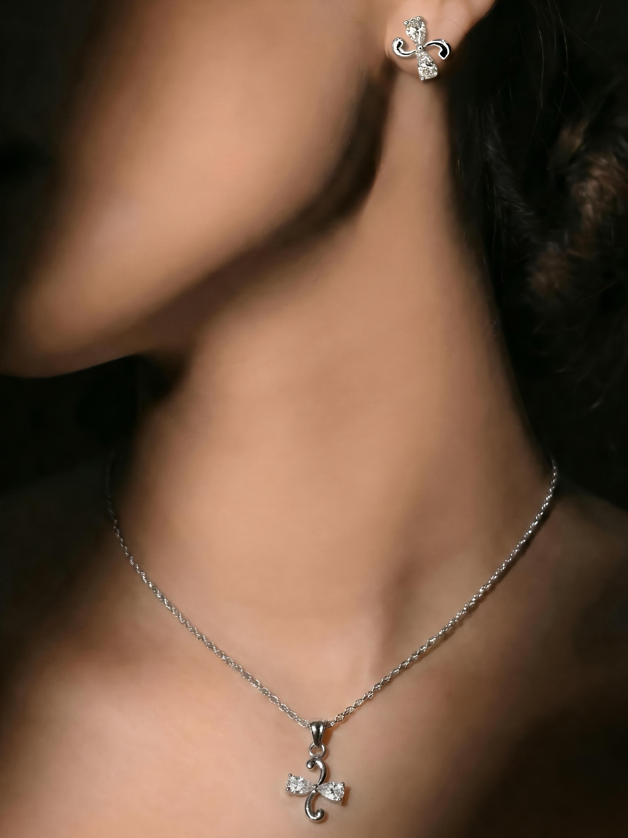 Sterling Silver Looped Clover Pendant Set