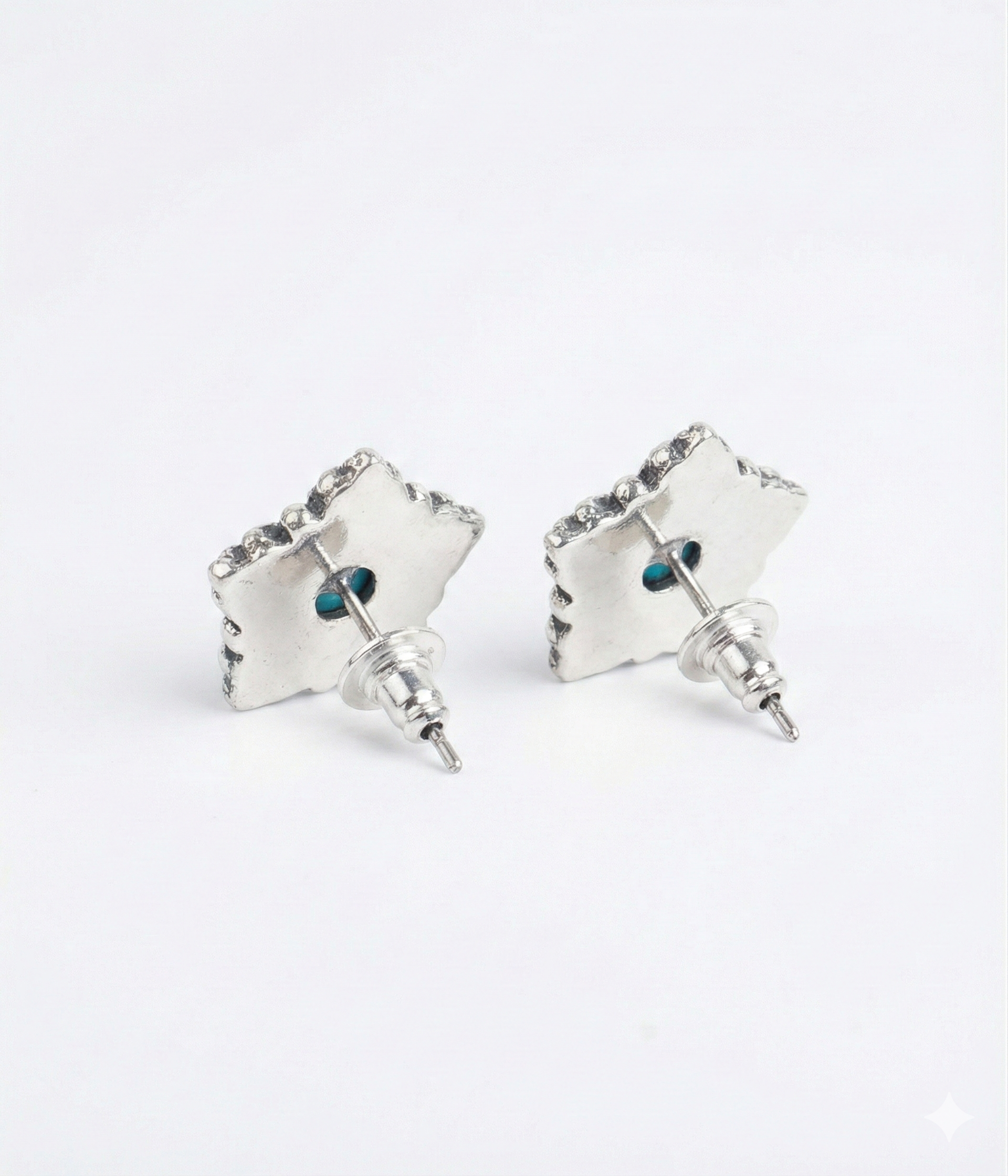 Moh Turquoise Flower Pure Silver Stud