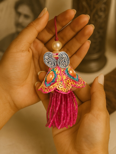 Artistic Pan Shaped Toes Rings Lumba Rakhi